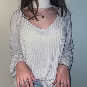 Gray flowy top with bust cutout!!